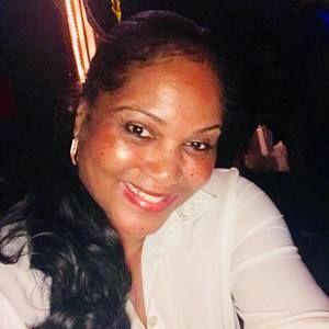 Meet your Posher, Deborah